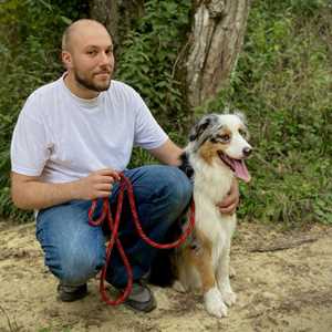 Rémi , un entraîneur de chiens à Châteauroux